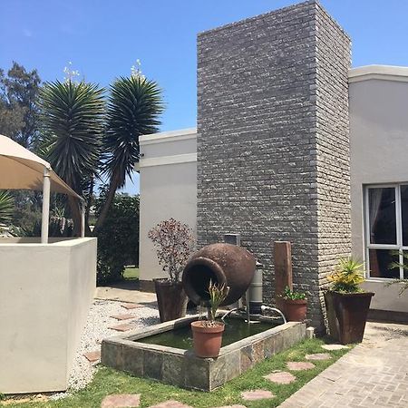 Meransha Self Catering Cc Walvis Bay Eksteriør billede