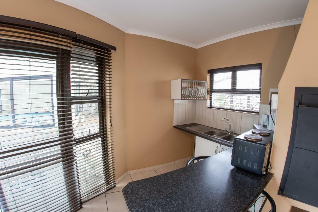 Meransha Self Catering Cc Walvis Bay Eksteriør billede