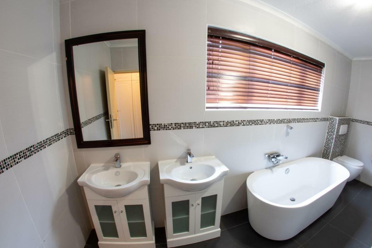 Meransha Self Catering Cc Walvis Bay Eksteriør billede