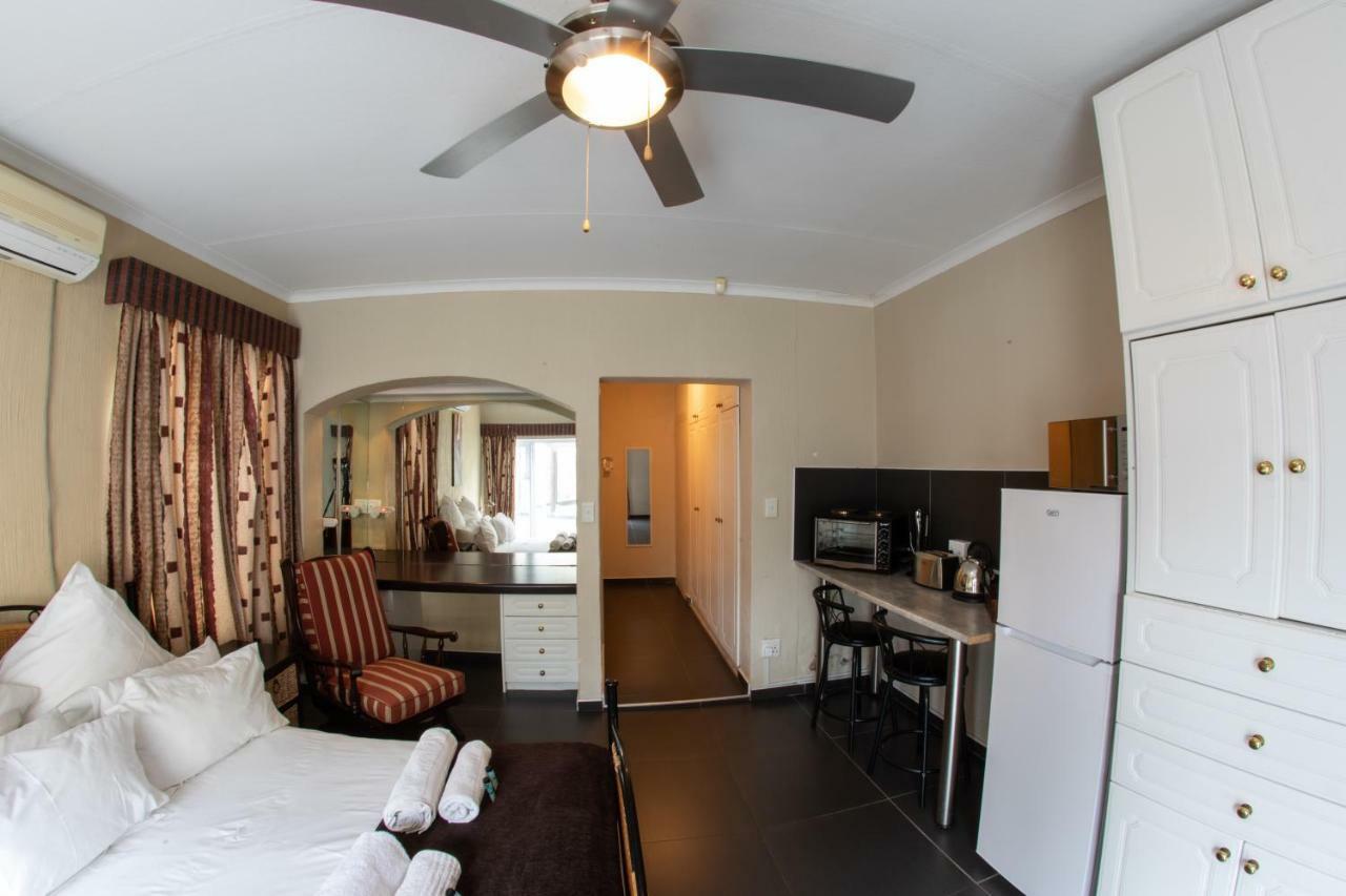 Meransha Self Catering Cc Walvis Bay Eksteriør billede