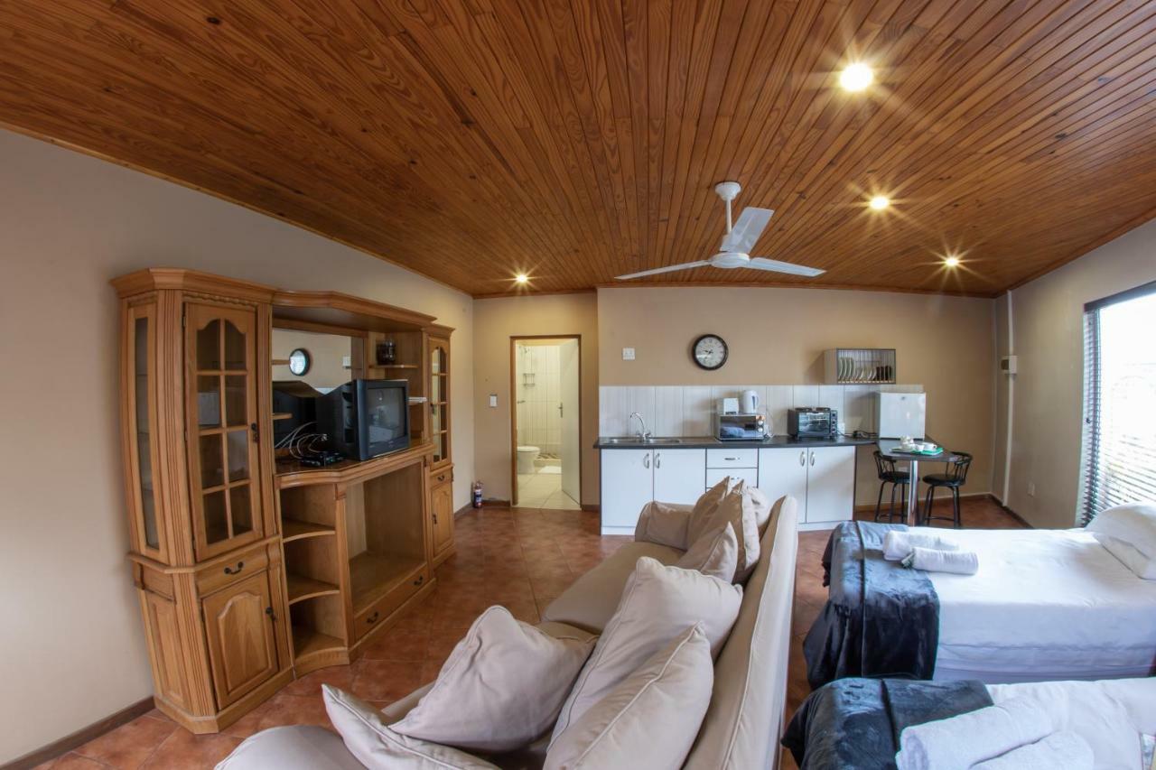 Meransha Self Catering Cc Walvis Bay Eksteriør billede