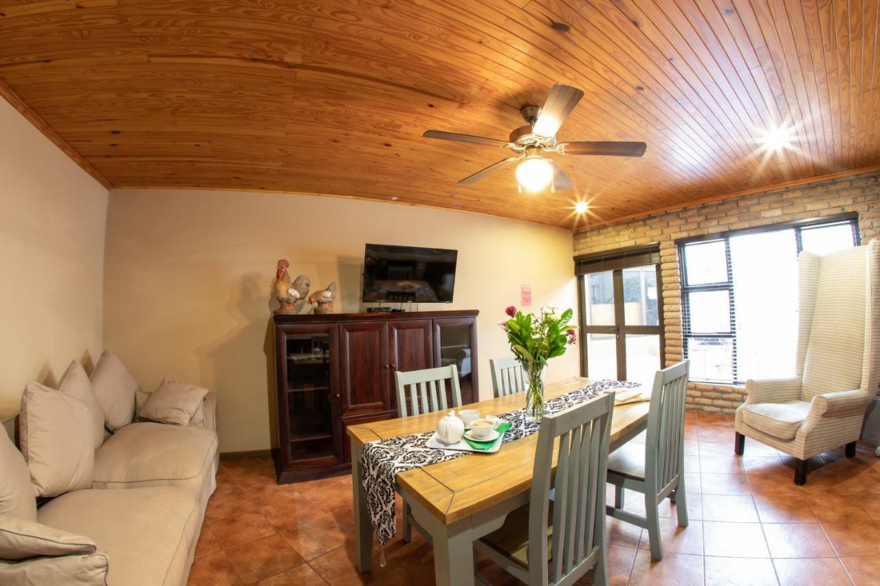 Meransha Self Catering Cc Walvis Bay Eksteriør billede